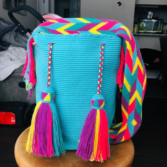 NEW Authentic Wayuu bag / mint green color / multicolored strap/ Size L - Picture 3 of 10